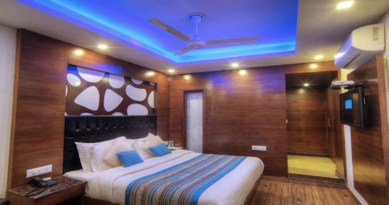 Hotel Sanobar The Midtown Mussoorie Esterno foto
