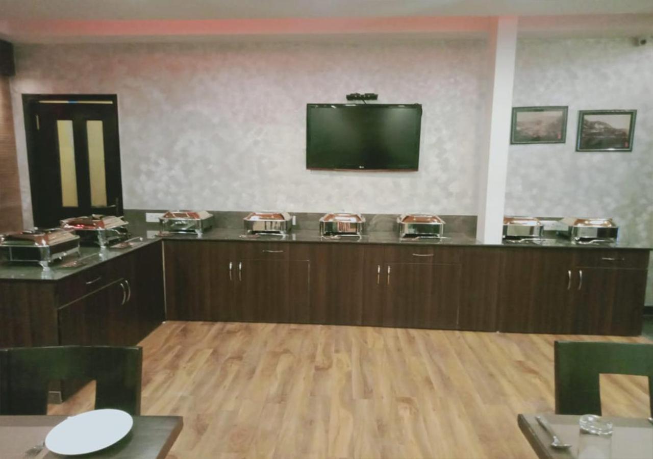 Hotel Sanobar The Midtown Mussoorie Esterno foto