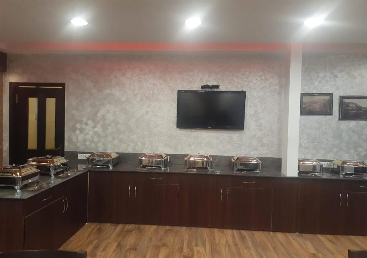 Hotel Sanobar The Midtown Mussoorie Esterno foto