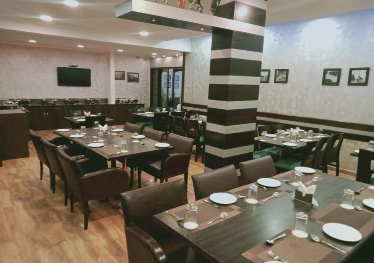 Hotel Sanobar The Midtown Mussoorie Esterno foto