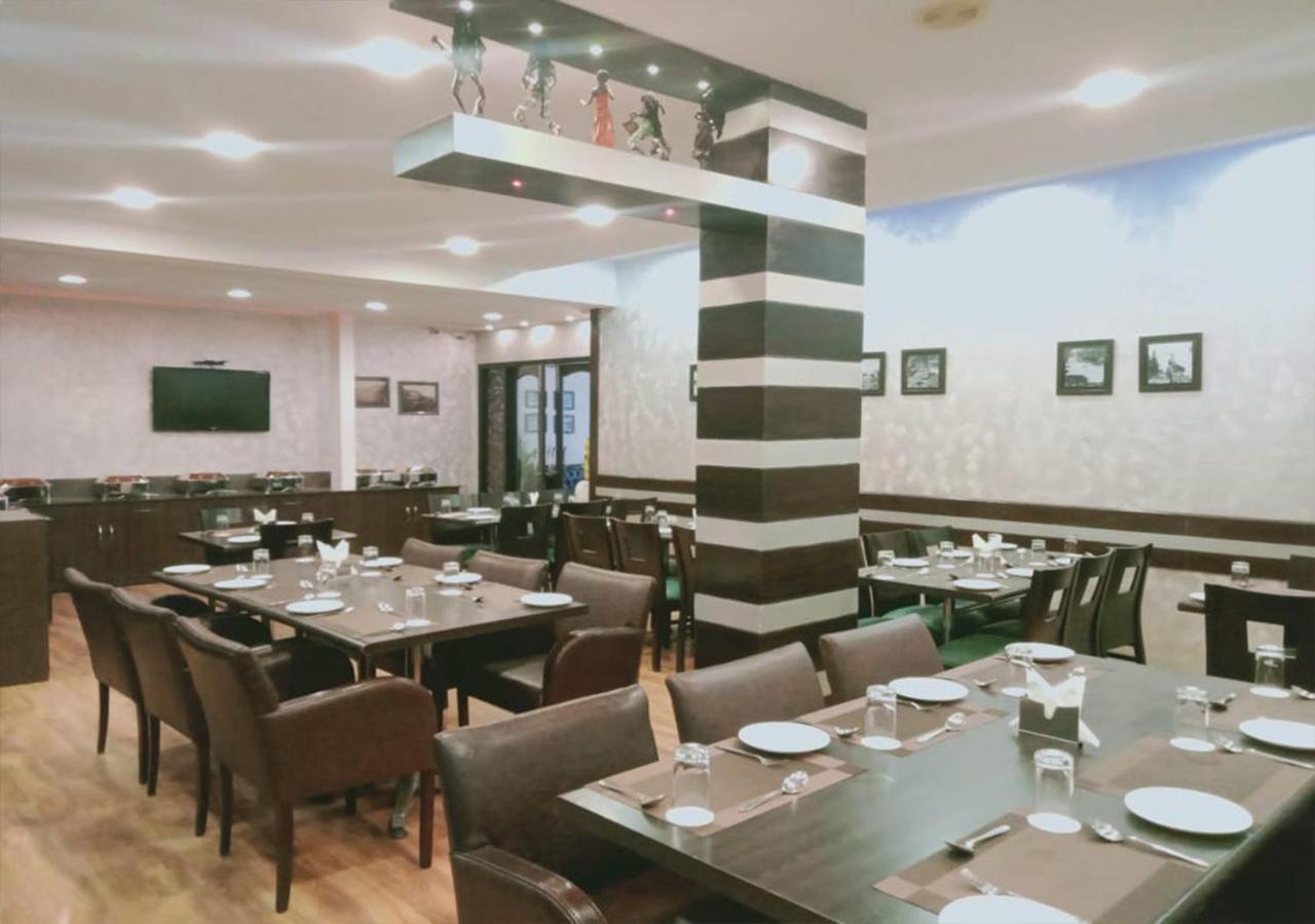 Hotel Sanobar The Midtown Mussoorie Esterno foto